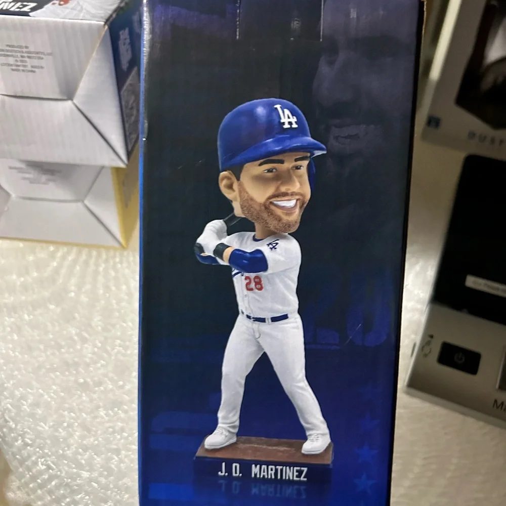 MLB Los Angeles Dodgers JD Martinez Bobblehead - Picture 3 of 5